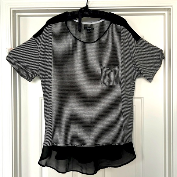 Simply Vera Vera Wang Tops - Simply vera Vera Wang black and gray, striped blouse, size XL. Super soft.Cute